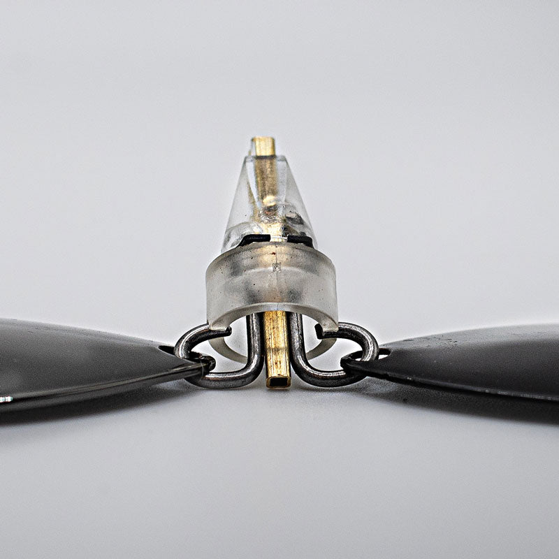 Collar installed with blades